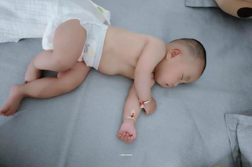 海南9个月宝宝可以吃盐吗